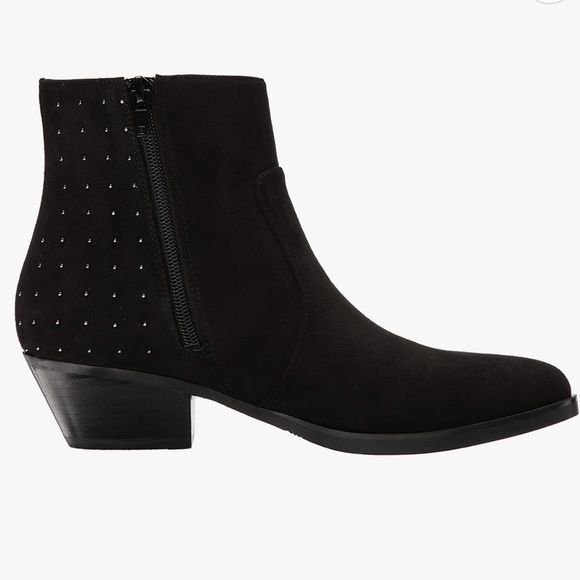 *NWOT* GUESS VELINA ANKLE BOOT - Picture 3 of 3